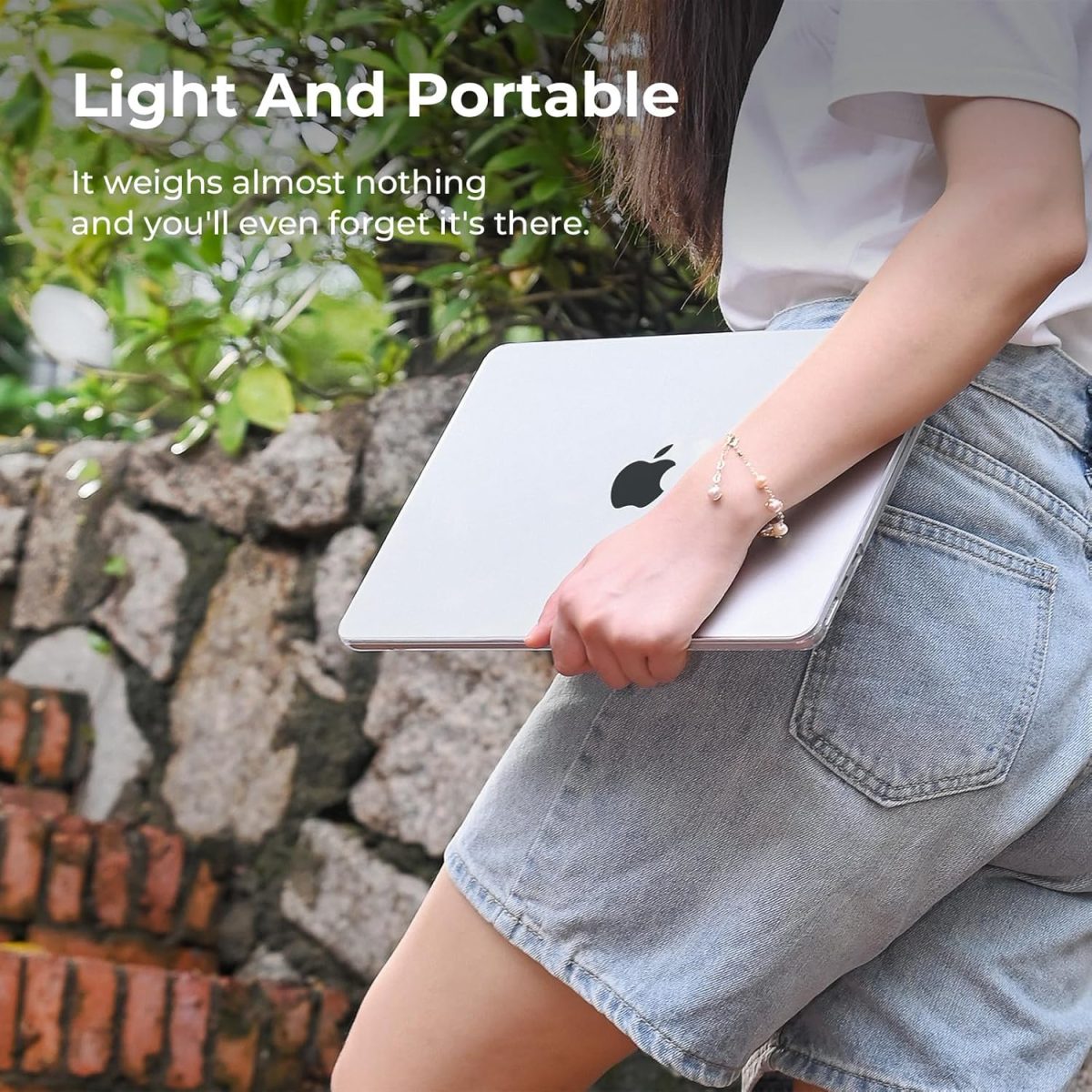 WIWU Crystal Clear Ultra Thin Hard Shell Case for MacBook Air M3 M2